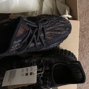 Adidas Yeezy Boost 350 V2 MX ROCK